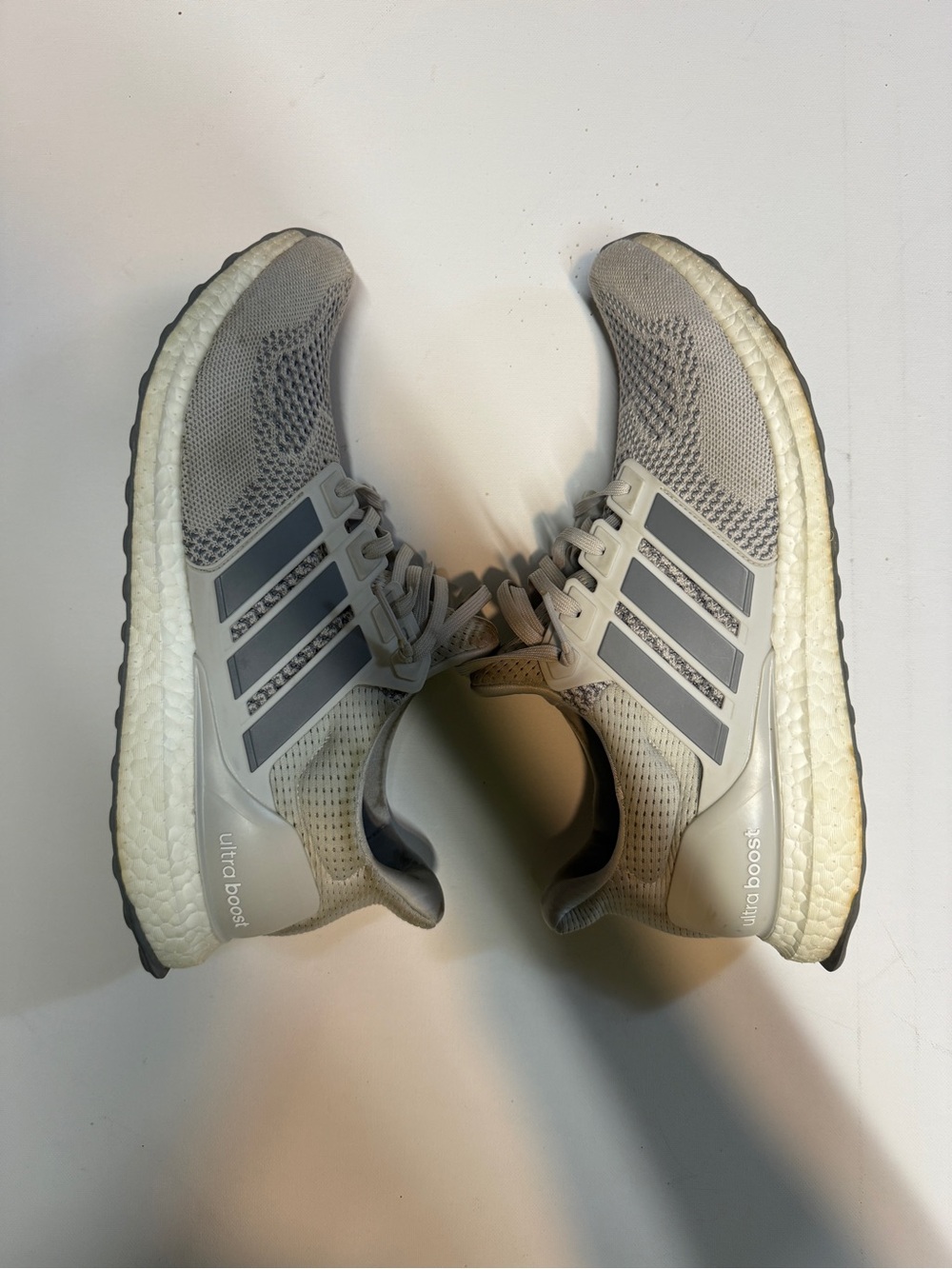 adidas Ultra Boost Men’s Athletic Running Shoes in Light Gray and Cream - Picture 7 of 13